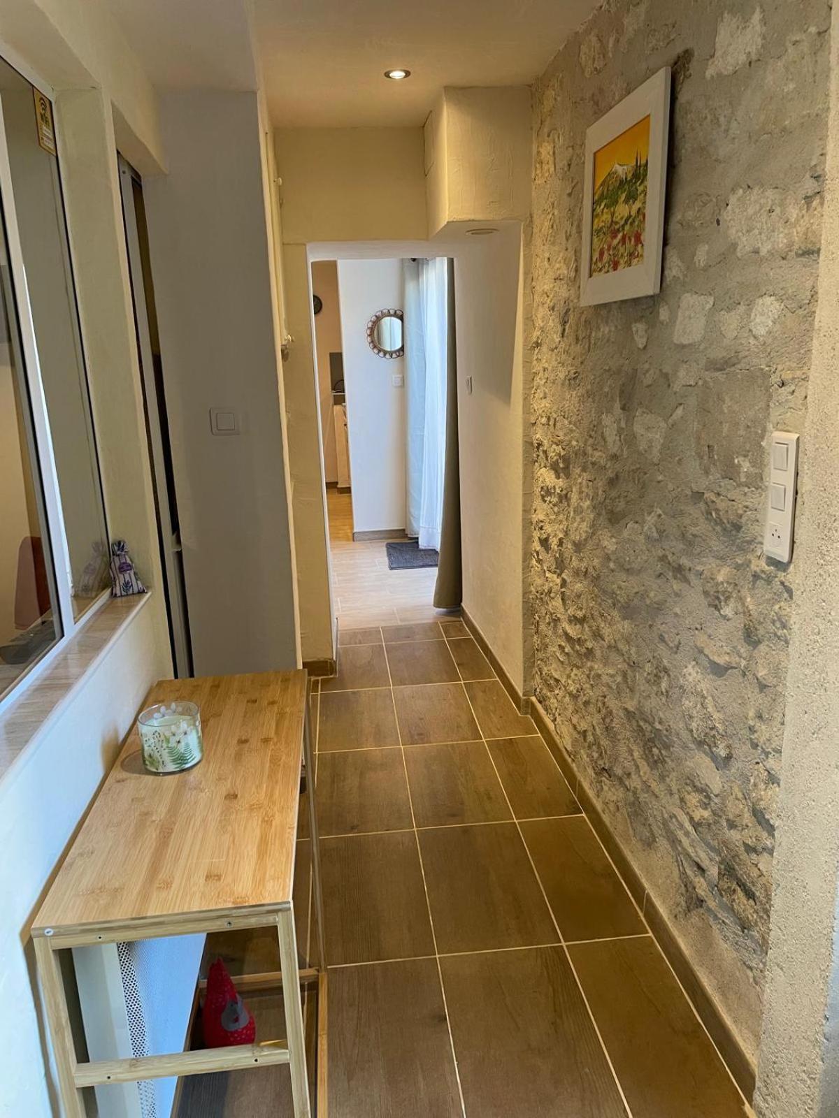 Appartement De Plain-Pied Avec Jardin Avignone Esterno foto